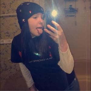 Meet your Posher, Alyssa